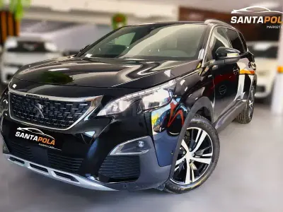 Usado Peugeot 5008 GT-line 130 CV (95 kW) 2018 Negro SUV