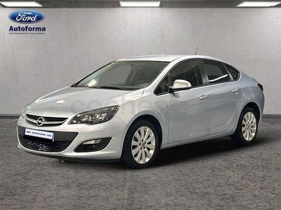 Usado Opel Astra Elegance 140 CV (102 kW) 2016 Gris / plata Berlina