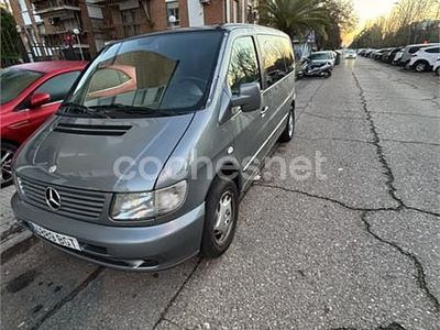 Gris / plata Usado 2001 Mercedes V220 Monovolumen | 9000 €