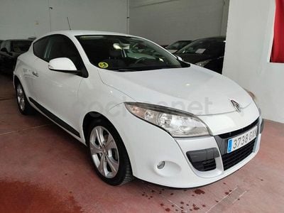 Usado Renault Mégane Dynamique 105 CV (77 kW) 2010 Blanco Berlina
