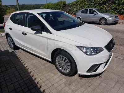 Usado Seat Ibiza Reference 80 CV (58 kW) 2019 Blanco Utilitario