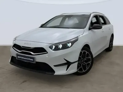 Usado Kia Ceed Style 100 CV (73 kW) 2025 Blanco Utilitario