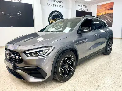Usado Mercedes GLA200 150 CV (110 kW) 2021 Gris / plata SUV