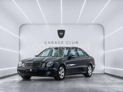Usado Mercedes E320 Classic 224 CV (164 kW) 2003 Azul Berlina