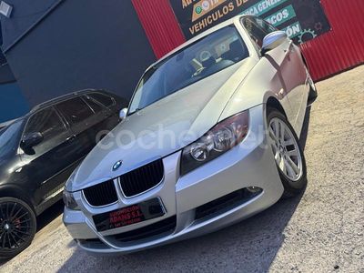 Usado BMW 318 122 CV (89 kW) 2007 Gris / plata Berlina