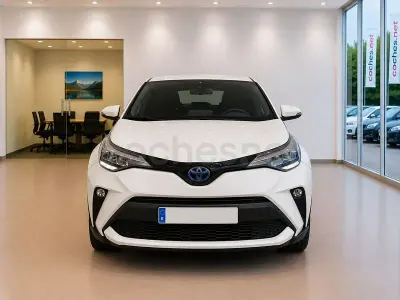 Usado Toyota C-HR Active 122 CV (89 kW) 2022 Blanco SUV