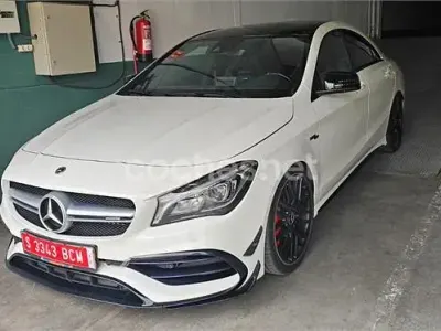 Usado Mercedes CLA45 AMG 381 CV (280 kW) 2016 Blanco Berlina