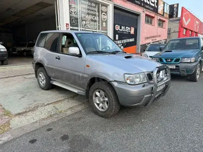 Usado Nissan Terrano 154 CV (113 kW) 2003 Gris / plata SUV