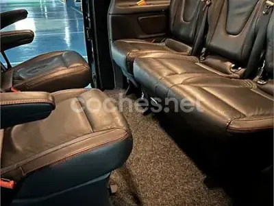 Usado Mercedes V220 Exclusive 163 CV (119 kW) 2021 Negro Monovolumen