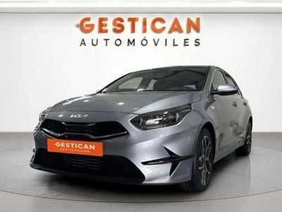Usado Kia Ceed 101 CV (74 kW) 2023 Gris Utilitario