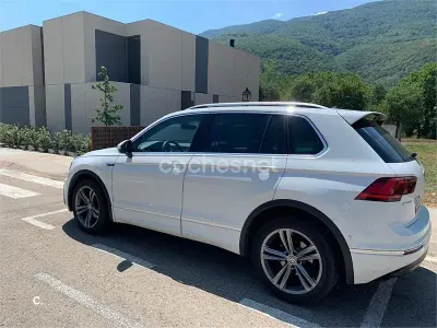 Usado VW Tiguan R-line 150 CV (110 kW) 2019 Blanco SUV