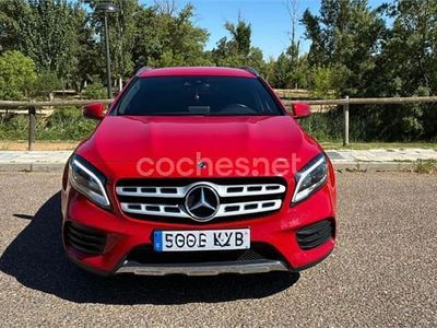 Usado Mercedes GLA200 136 CV (100 kW) 2019 Rojo SUV