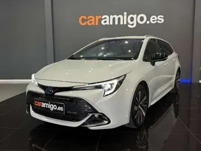Usado Toyota Corolla Active 140 CV (102 kW) 2025 Gris Familiar