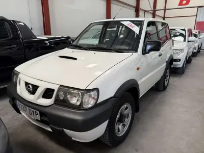 Usado Nissan Terrano Comfort 125 CV (91 kW) 2006 Blanco SUV