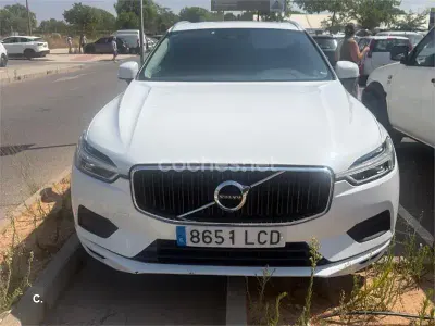 Usado Volvo XC60 Momentum 190 CV (139 kW) 2019 Blanco SUV