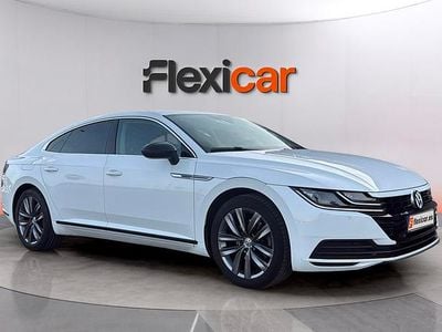 Usado VW Arteon 150 CV (110 kW) 2019 Blanco Utilitario