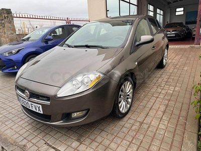 Usado Fiat Bravo Dynamic 120 CV (88 kW) 2007 Marrón Utilitario