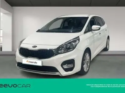 Usado Kia Carens 136 CV (100 kW) 2017 Blanco Monovolumen