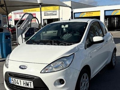 Blanco Usado 2012 Ford Ka Berlina | 4699 € (Precio justo)