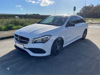 Usado Mercedes CLA220 Shooting Brake 177 CV (130 kW) 2018 Blanco Familiar