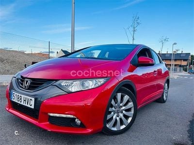 Usado Honda Civic Executive 140 CV (102 kW) 2013 Rojo Berlina