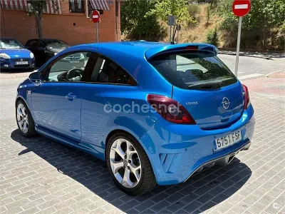 Usado Opel Corsa OPC 192 CV (141 kW) 2008 Azul Utilitario