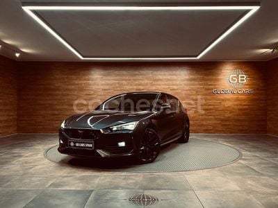 Gris / plata Usado 2024 Cupra Leon VZ Berlina | 36.990 € (Precio justo)