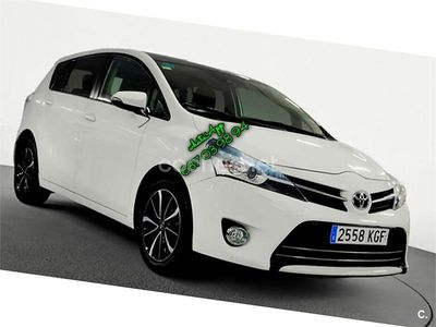 Blanco Usado 2017 Toyota Verso Advance Monovolumen | 8710 €