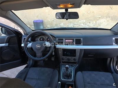 Usado Opel Vectra GTS 125 CV (91 kW) 2003 Negro Berlina