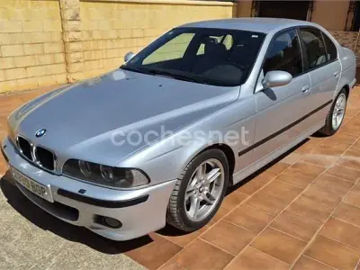 Usado BMW 530 Sport Line 231 CV (169 kW) 2001 Gris / plata Berlina