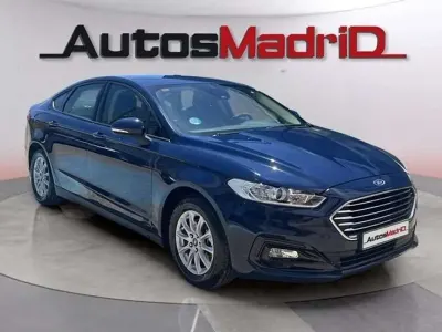 Usado Ford Mondeo Trend 188 CV (138 kW) 2021 Azul Berlina