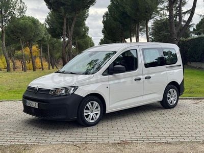 Usado VW Caddy 102 CV (75 kW) 2021 Blanco Monovolumen