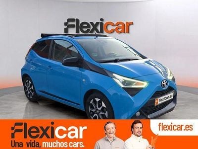 Usado Toyota Aygo X-wave 72 CV (52 kW) 2018 Azul Utilitario