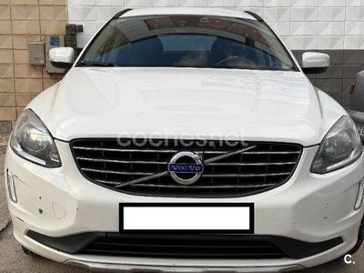Usado Volvo XC60 Momentum 136 CV (100 kW) 2015 Blanco SUV
