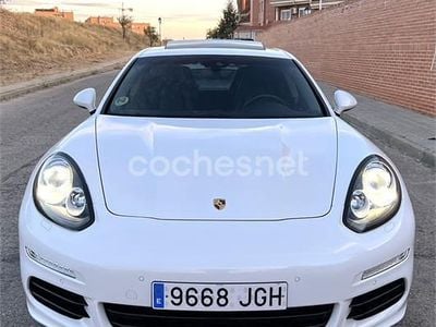 Käytetty Porsche Panamera Edition 300 HP (220 kW) 2015 Valkoinen Viistoperä