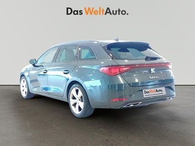 Usado Seat Leon FR 150 CV (110 kW) 2024 Gris Familiar