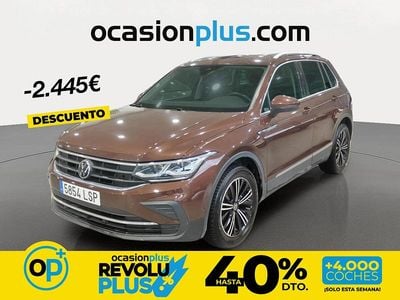 Usado VW Tiguan Life 150 CV (110 kW) 2021 Marrón SUV