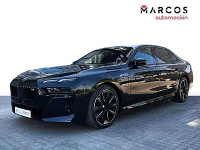 Otro Usado 2023 BMW M760e Comfort Edition Berlina | 109.900 €