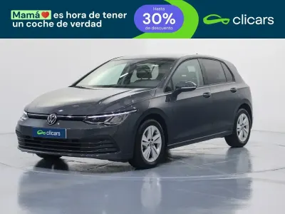 Brugt VW Golf VIII Life 110 HK (80 kW) 2023 Grå Sedan