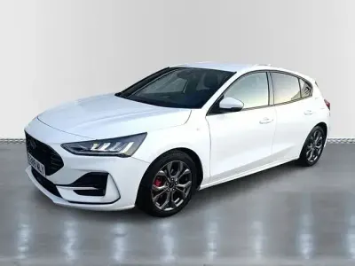 Usado Ford Focus ST-Line X 125 CV (91 kW) 2023 Blanco Berlina