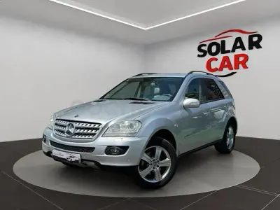 Usado Mercedes ML320 224 CV (164 kW) 2007 Gris / plata SUV