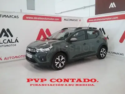 Usado Dacia Sandero Stepway 101 CV (74 kW) 2022 Verde Berlina