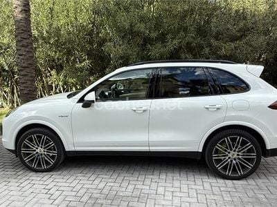 Porsche Cayenne S E-Hybrid