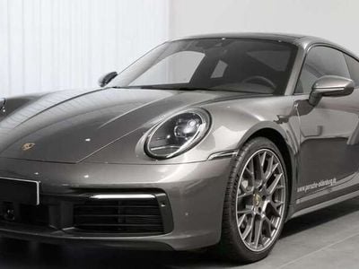 Porsche 911 Carrera