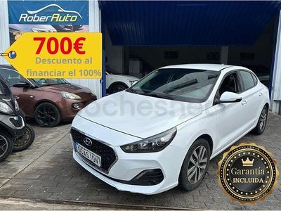 Usado Hyundai i30 120 HP (88 kW) 2018 Branco Sedan