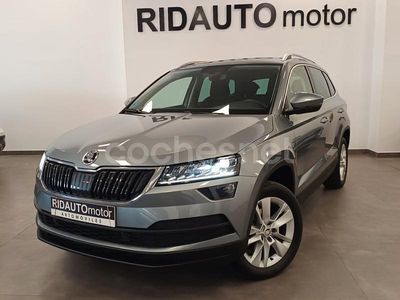 Usado Skoda Karoq Ambition 150 CV (110 kW) 2022 Gris / plata SUV