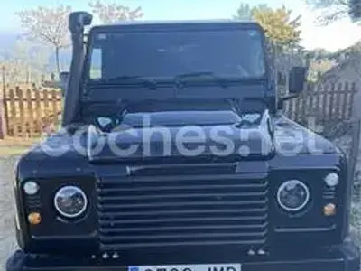 Usado Land Rover Defender 122 CV (89 kW) 2016 Negro Pickup/Camioneta