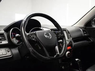 Usado SsangYong XLV Limited 116 CV (85 kW) 2017 Negro SUV