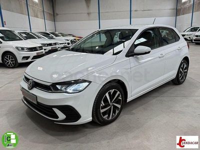 Usado VW Polo Life 95 CV (69 kW) 2022 Blanco Utilitario