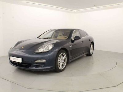 Porsche Panamera 4S